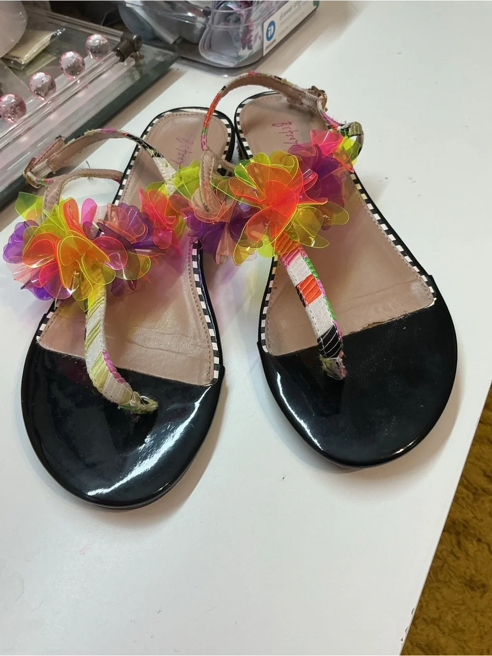 Betsey Johnson Hensly Neon Jelly Flower T-Strap Sandals Black Patent size 8